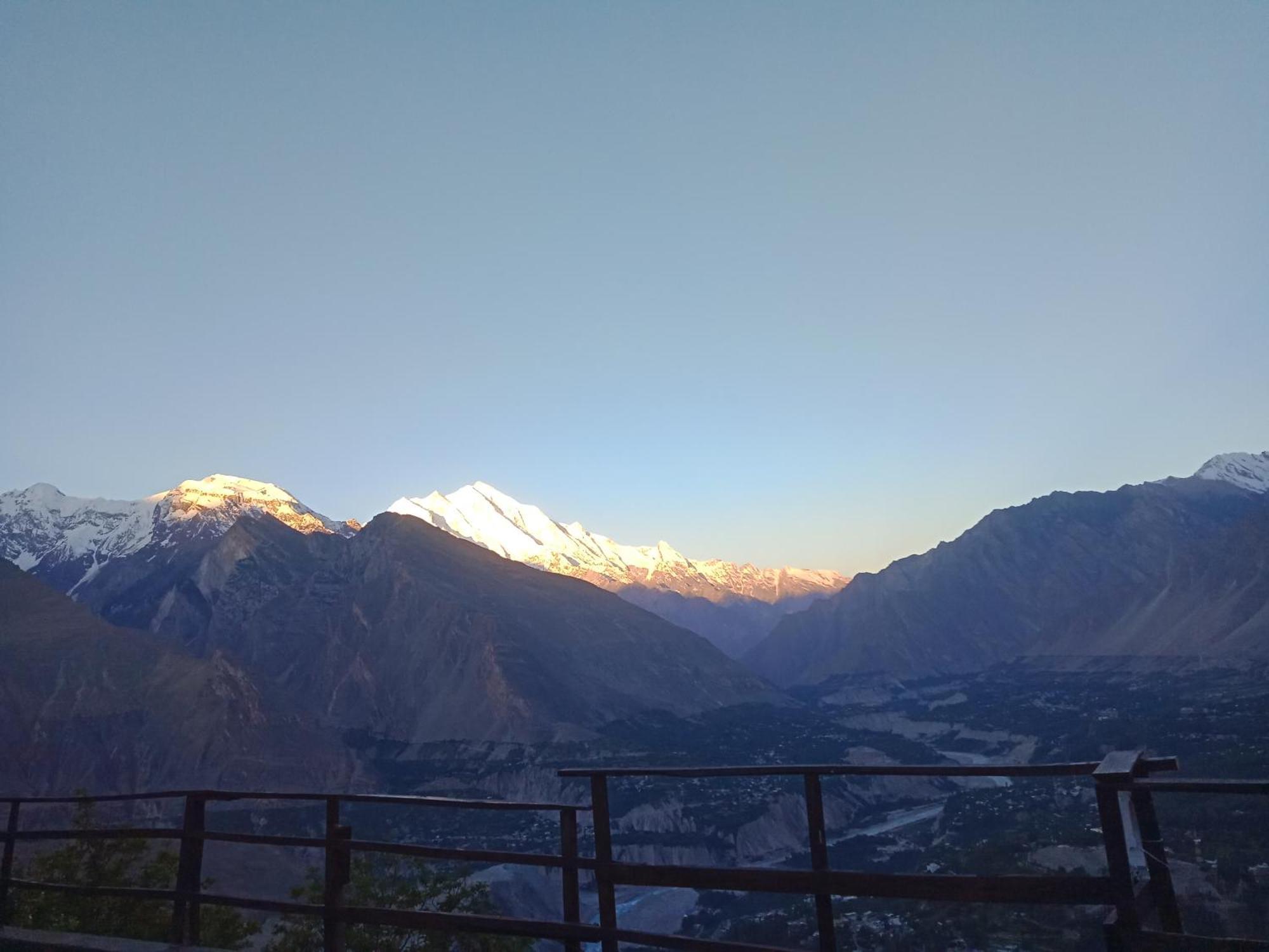 Venus Mountain Resort, Hunza Karimabad  Kültér fotó